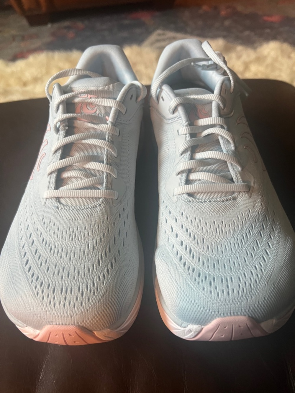 Topo Phantom. Larger toe box shoe